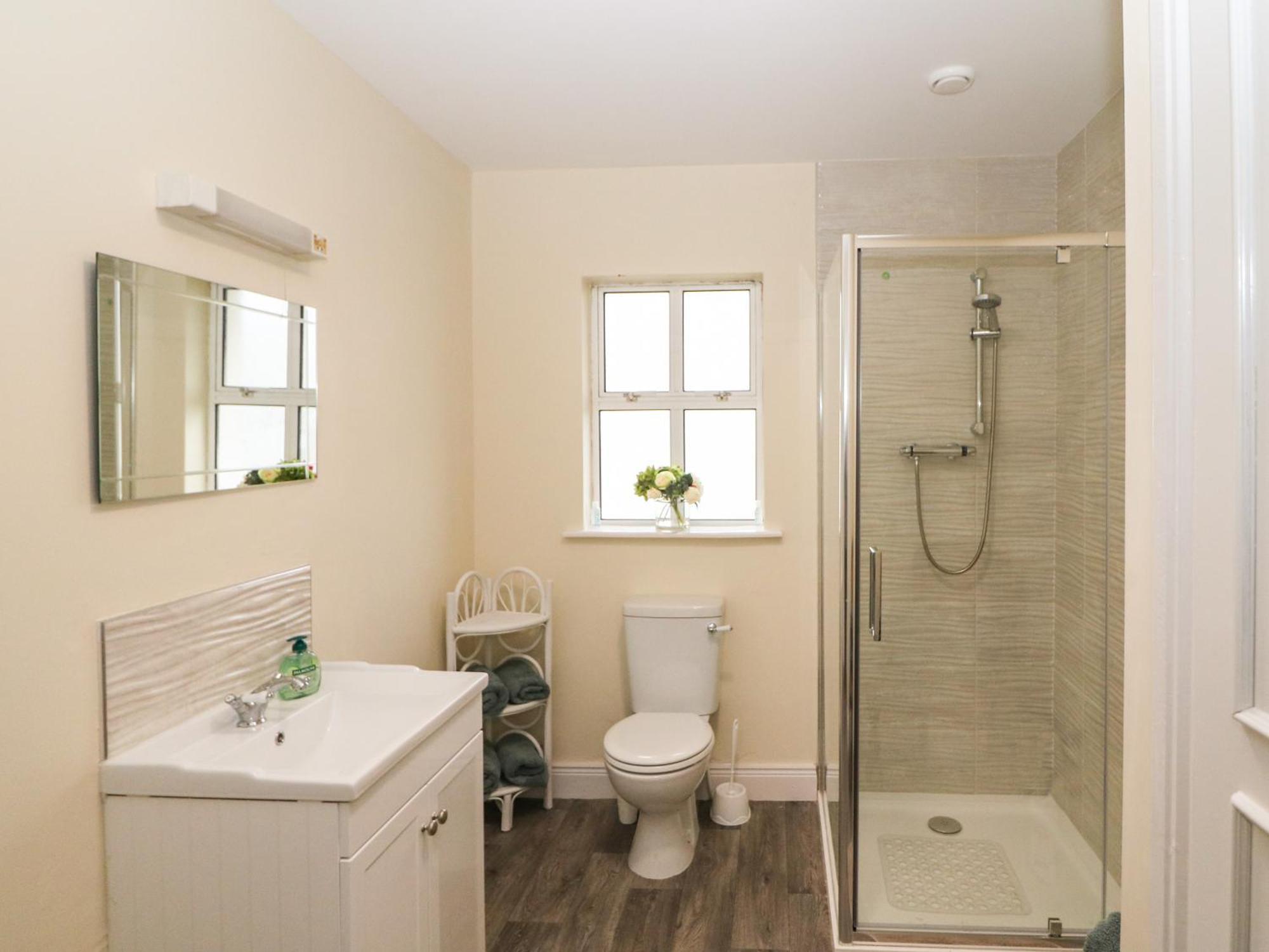 8 Scrahan Place Cill Airne Esterno foto