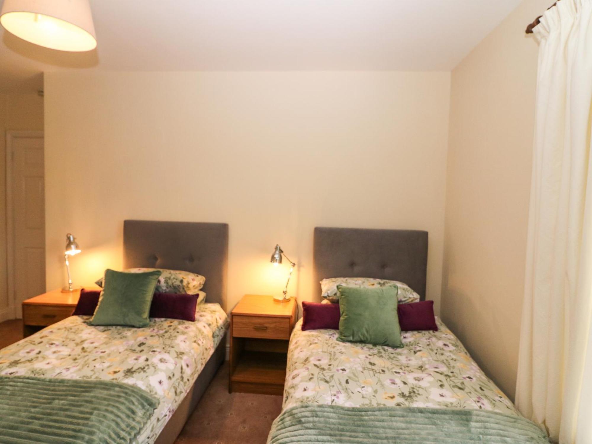8 Scrahan Place Cill Airne Esterno foto