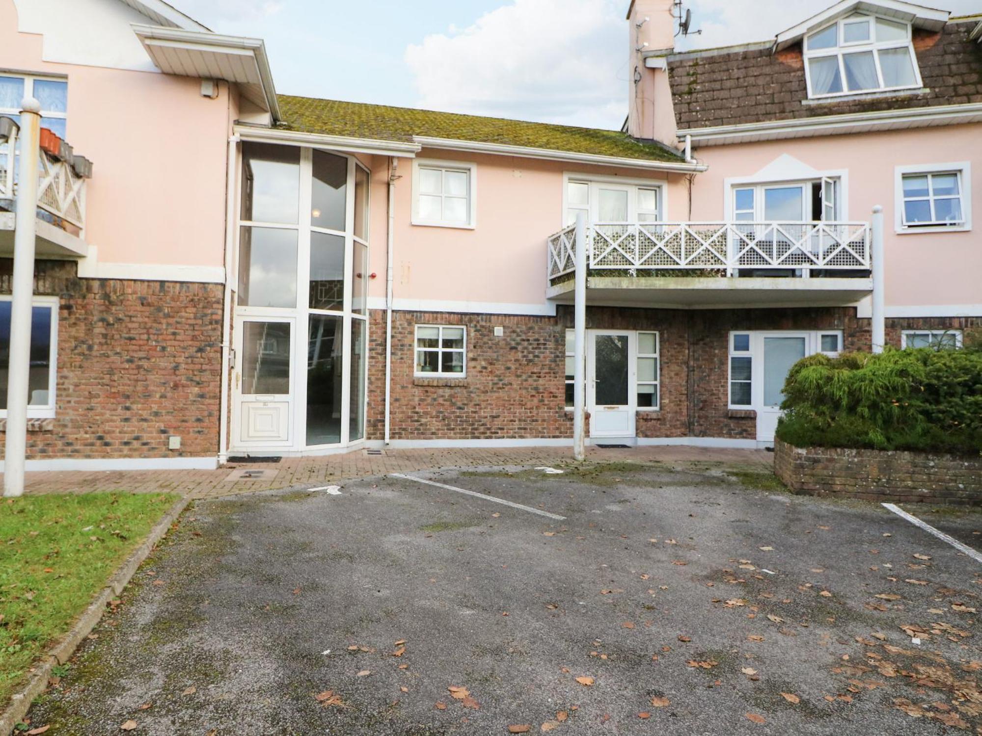 8 Scrahan Place Cill Airne Esterno foto